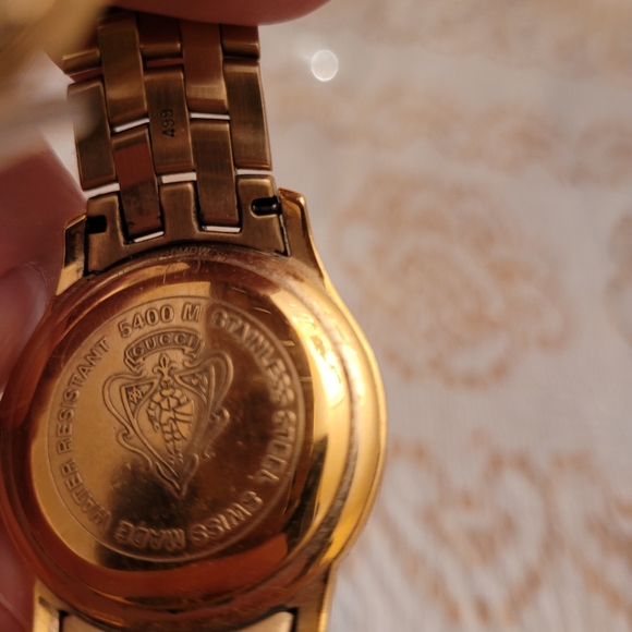 Gucci 5400 m gold dial watch - Picture 3 of 3